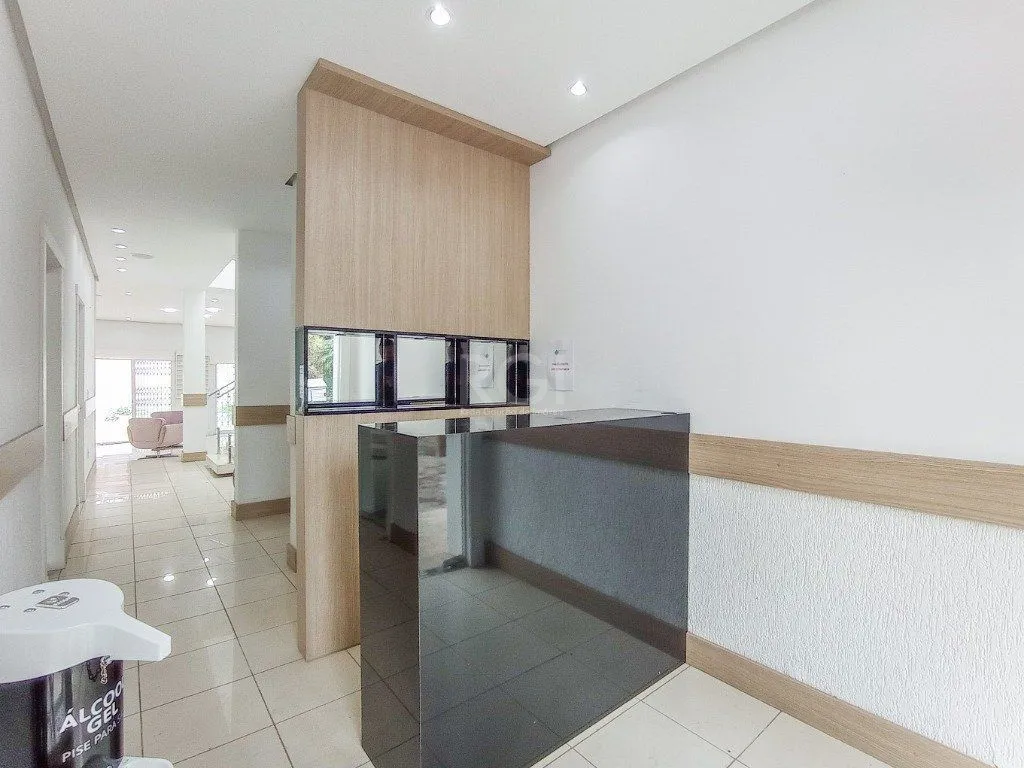 Imagem Casa Comercial de Luxo no Centro da Cidade - Oportunidade Única!