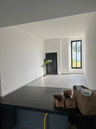 Imagem Excelente Casa em Condomínio Pronta pra Morar