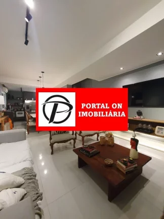 Imagem Casa triplex, 3 quartos no Recreio dos Bandeirantes, condomínio Fechado, total segurança, sendo duas suítes com varandas e closets
