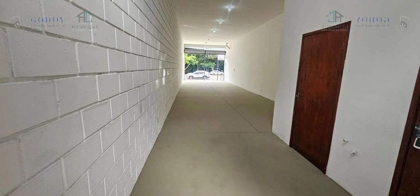 Imagem Oportunidade de Locação: Ponto Comercial Amplo e Bem Localizado