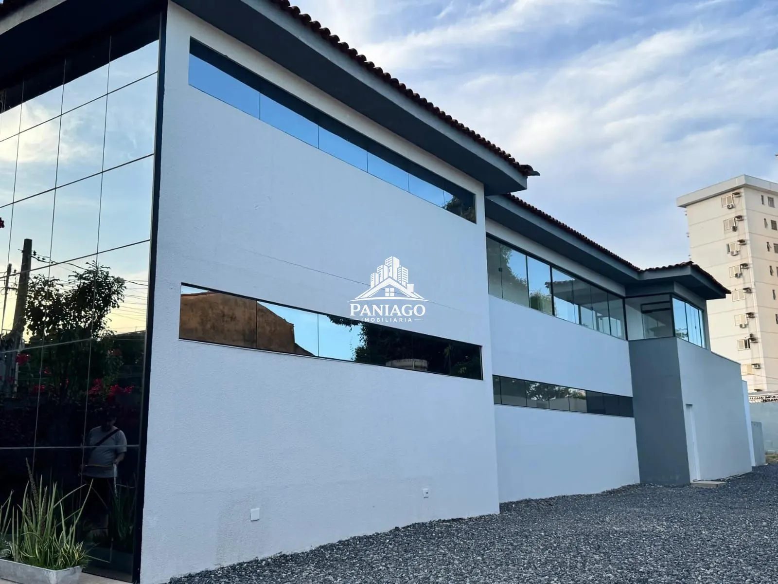 Imagem Prédio Comercial para Locação | 11 Salas | Avenida do CPA com a Mato Grosso
