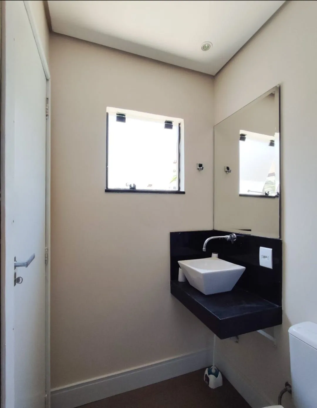 Imagem Cobertura Duplex Reformada com 115m² no Bairro Auxiliadora