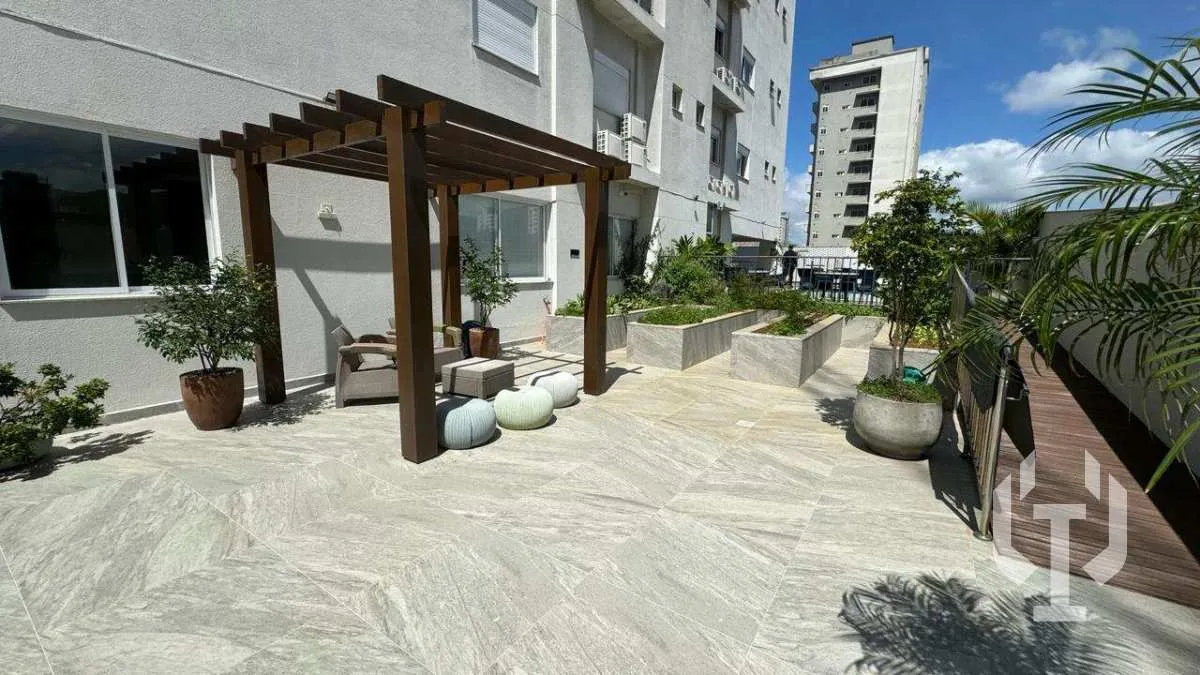 Imagem Apartamento à venda, no ED. ÁGUAS CRISTALINAS em Itapema, Meia Praia, com 4 quartos, 188,00m2