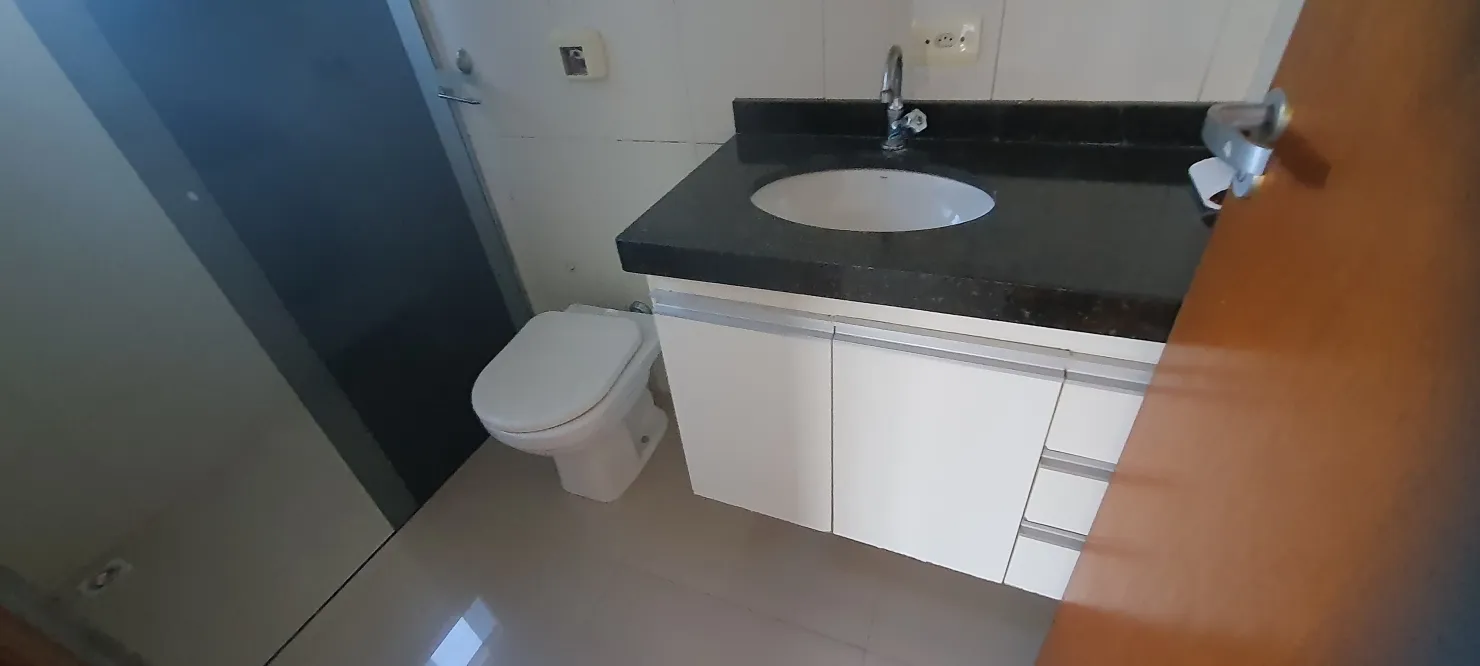 Imagem Sobrado para Venda e Locação, Residencial Mombaça I, Pindamonhangaba, SP