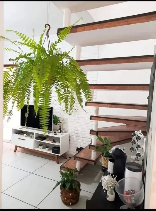 Imagem Casa Sobrado de 125m² com 4 Dormitórios Localizado no Jardim Altos do Itavuvu.