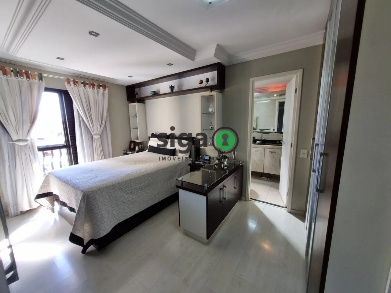 Imagem Apartamento a venda no Alto da Boa Vista com 4 quartos