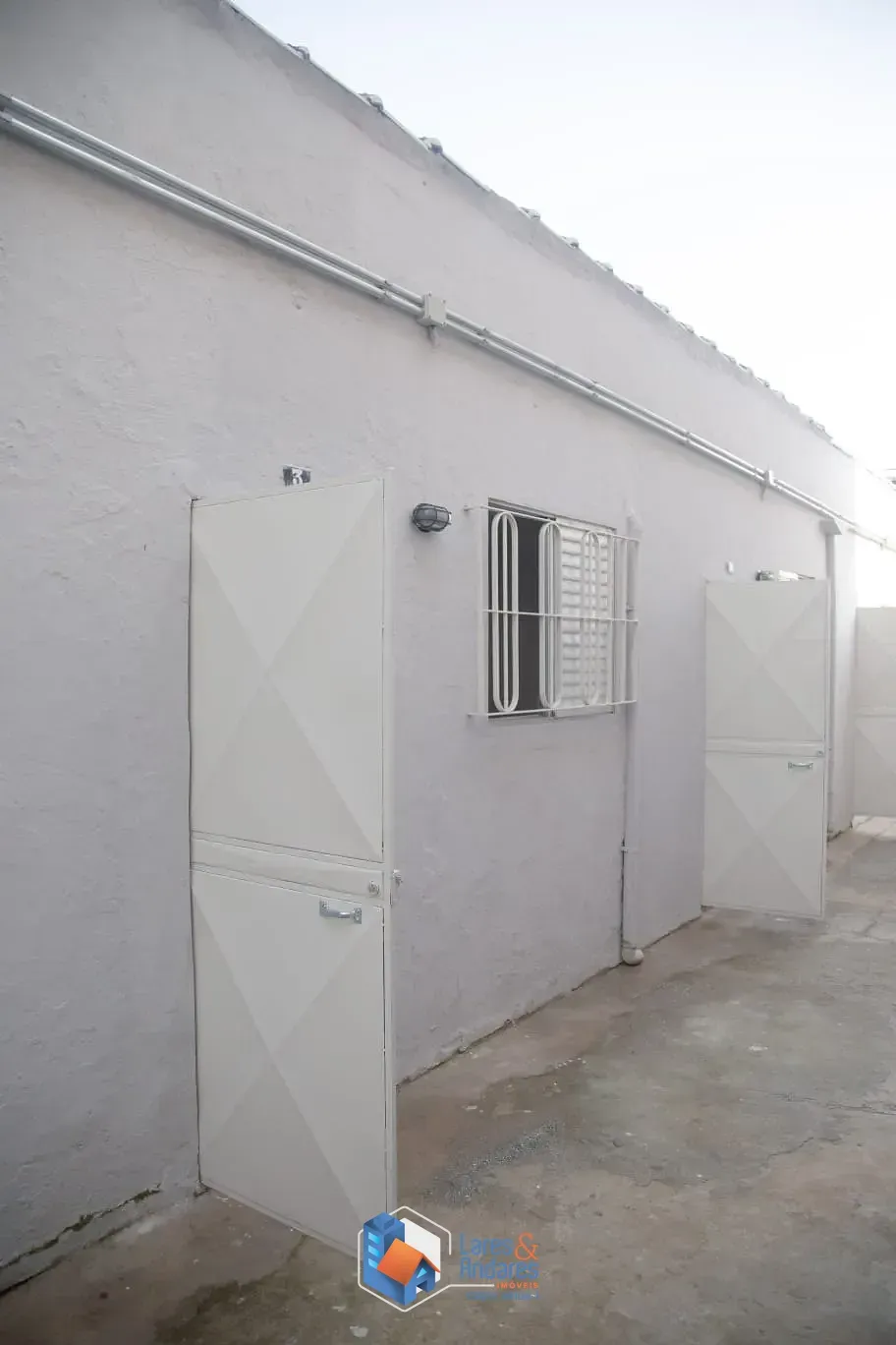Imagem 07 Kitnets à venda cada uma com 20m² com quarto cozinha e banheiro, água e luz individualizado - Oportunidade de investimento - Vila Eleonor