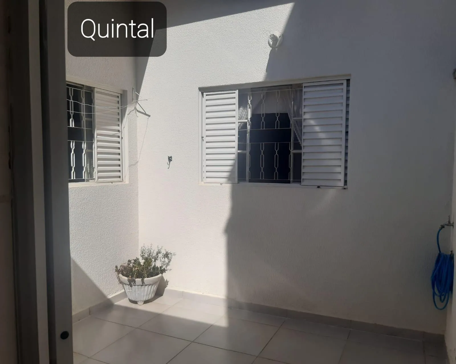 Imagem Residência Tranquila e Moderna com 3 Dormitórios em Jardim Nápoli, Sorocaba