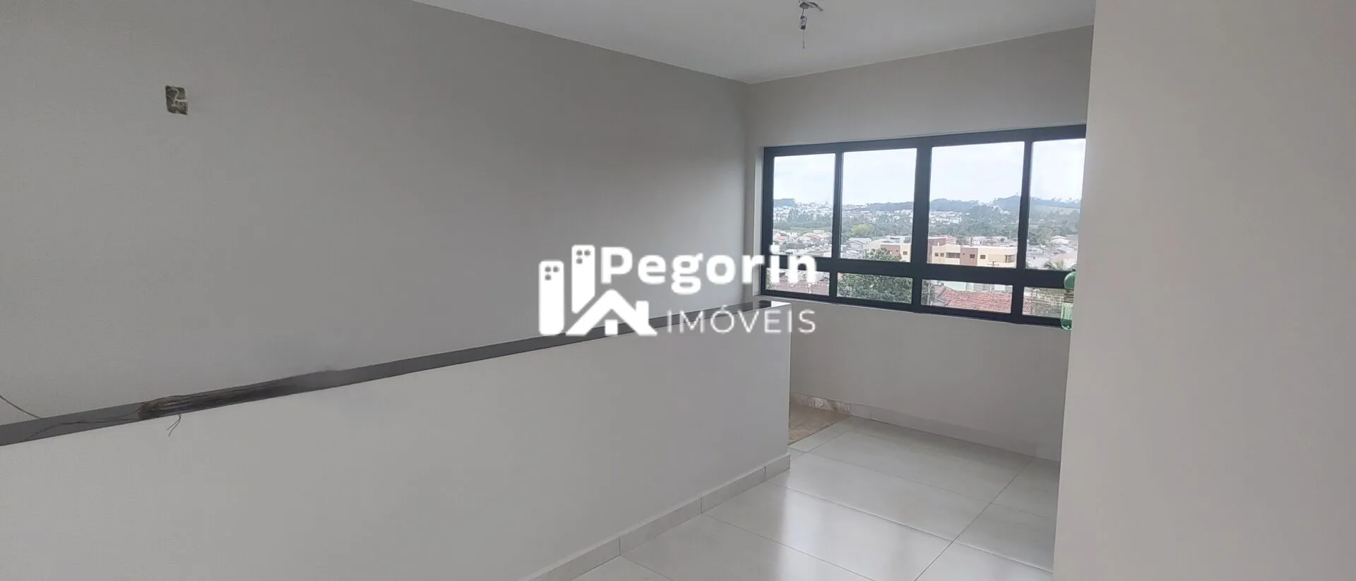 Imagem Sobrado Alto Padrão 4Quartos