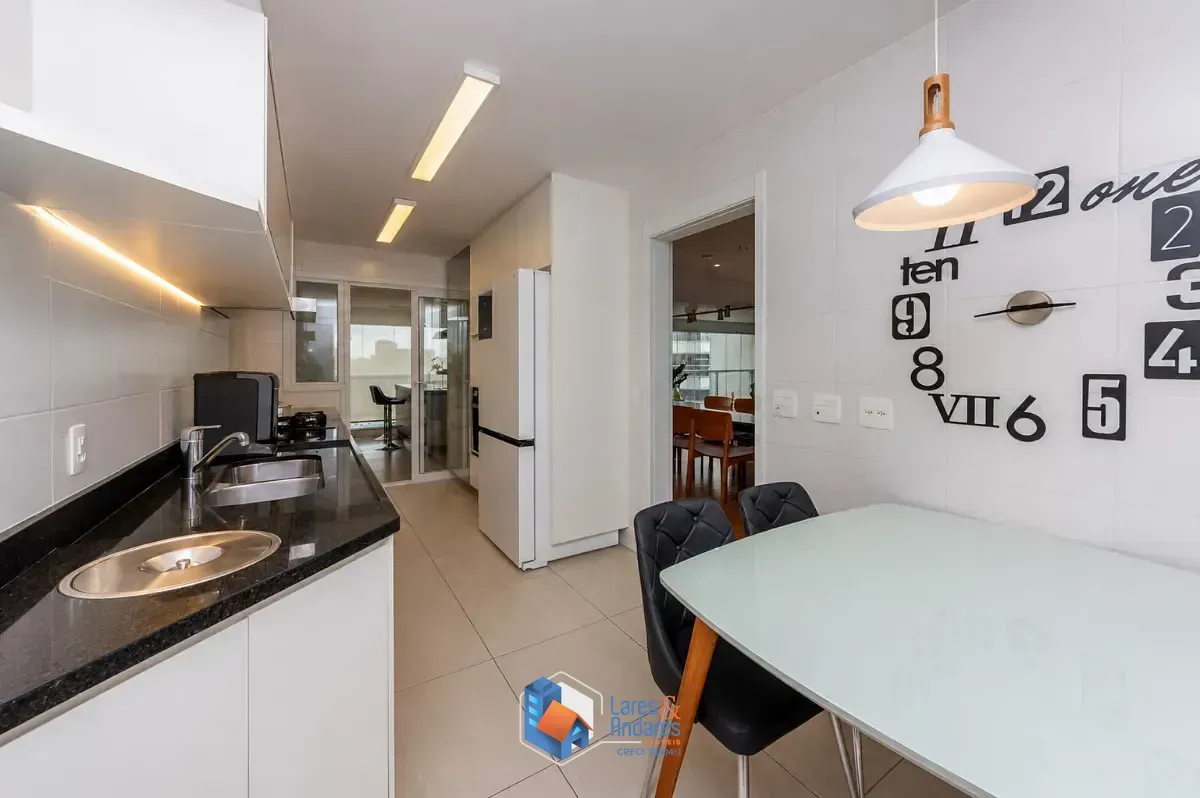 Imagem Apartamento para venda em Santo Amaro com 4 quartos, sendo 3 suítes, 189m²