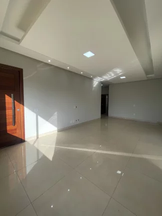 Imagem Casa à venda no bairro Setor Sul - Goianésia/GO