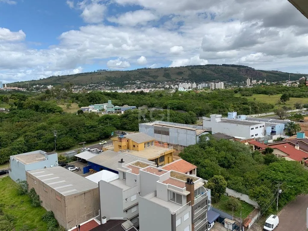 Imagem Lindo apartamento com vista e posição solar privilegiada.