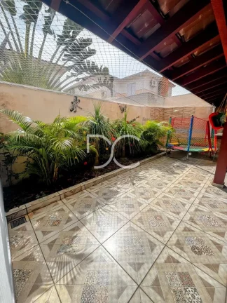Imagem Villa Flora - Casa à venda no bairro Chácaras Residenciais Santa Maria - Votorantim/SP