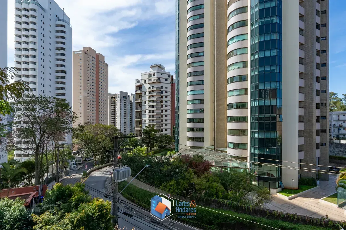 Imagem Apartamento para venda em Real Parque com 3 quartos, sendo 1 suíte, 133m²