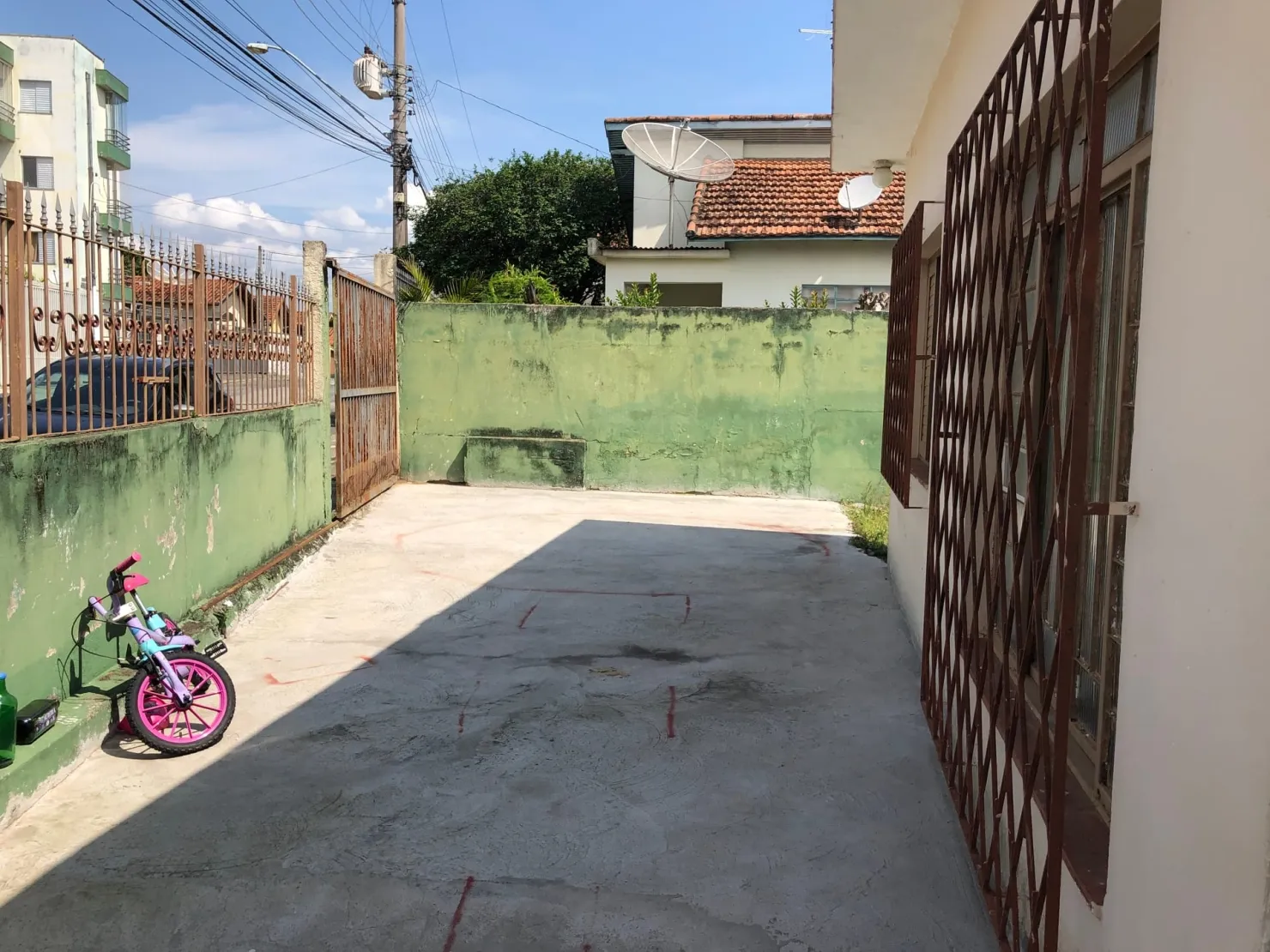 Foto do imóvel Casa à venda 5 Quartos, 1 Suite, 8 Vagas, 320M², Jardim Cristina, Pindamonhangaba - SP