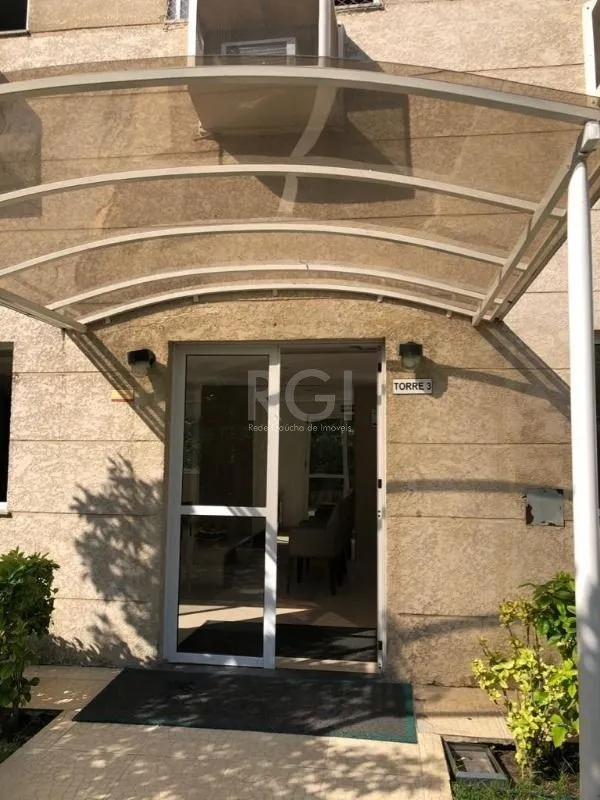 Imagem MÁFFER IMÓVEIS ALUGA LINDO APARTAMENTO 2 DORMITÓRIOS MOBILIADO COM GARAGEM NA AV. ASSIS BRASIL, PRÓXIMO AO SHOPPING LINDÓIA