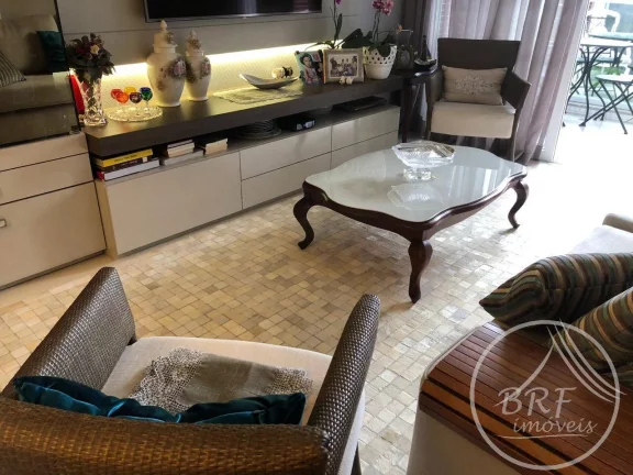 Imagem Apartamento 3 suítes 3 Vagas de Garagem Jurerê Internacional