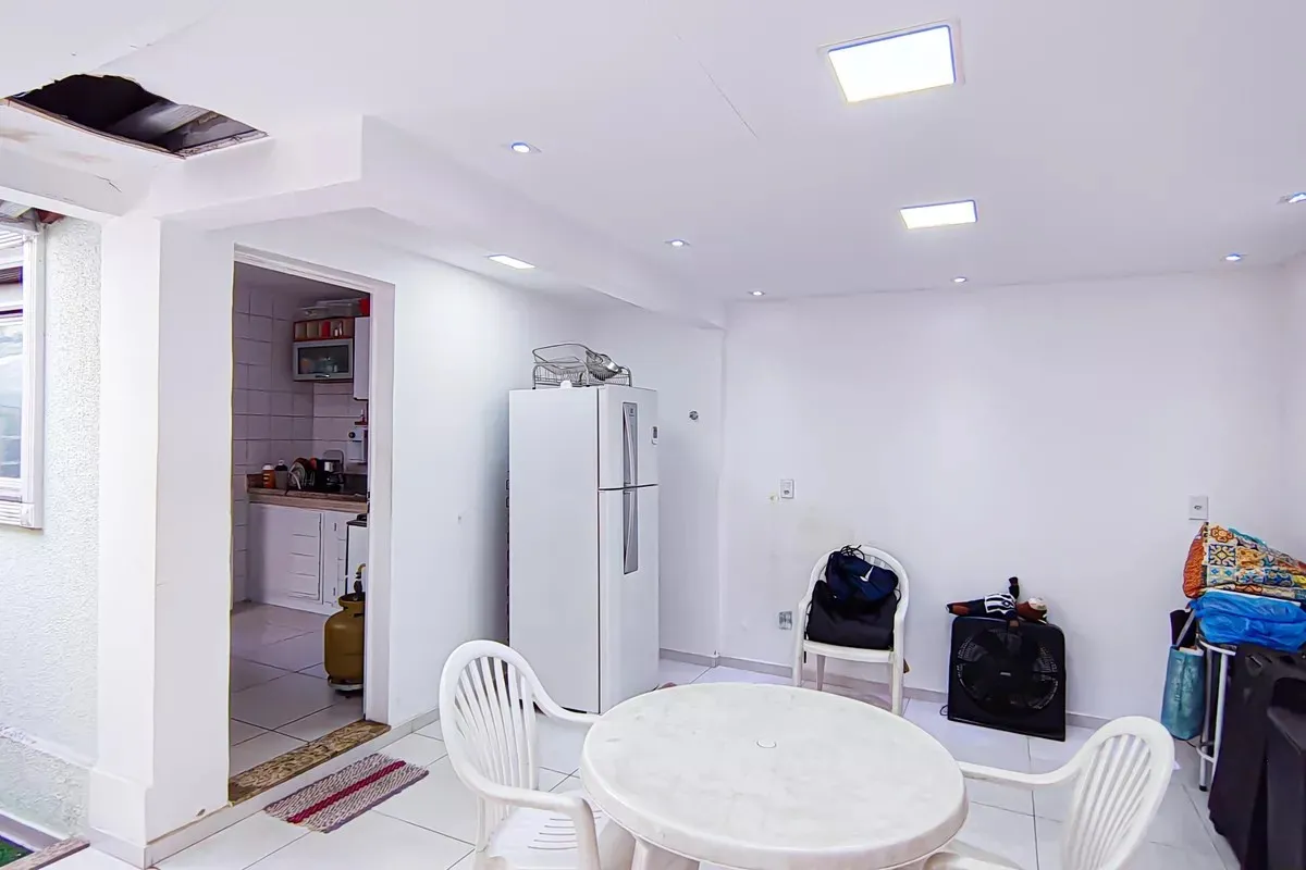 Imagem Casa em Condomínio para Venda, Jacarepaguá, 3 dormitórios, 1 suíte, 2 banheiros, 2 vagas