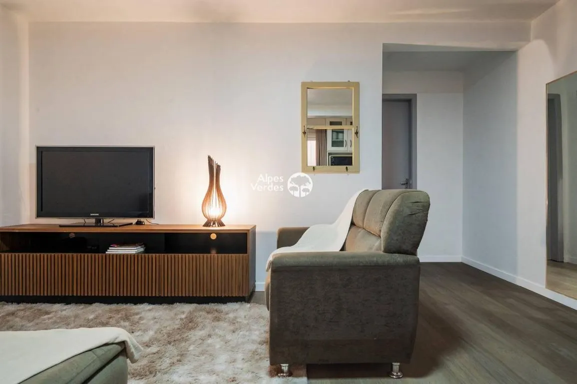 Imagem VENDE-SE APARTAMENTO MOBILIADO COM 01 QUARTO, NO CENTRO DA CIDADE DE CANELA.