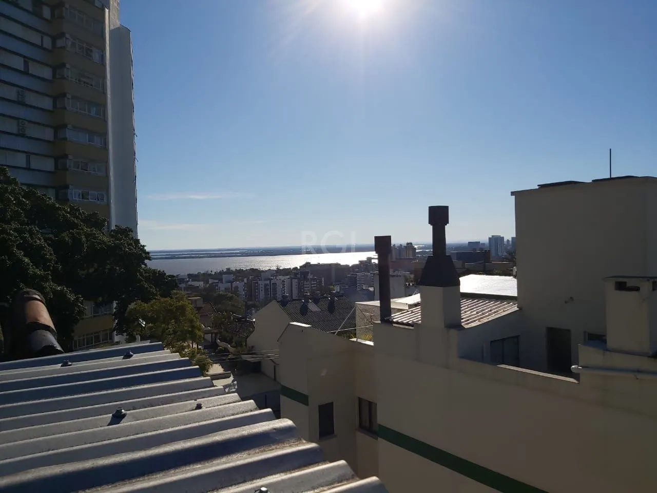 Imagem Terreno para Venda - 1043.21m², 0 dormitórios, Menino Deus, Porto Alegre