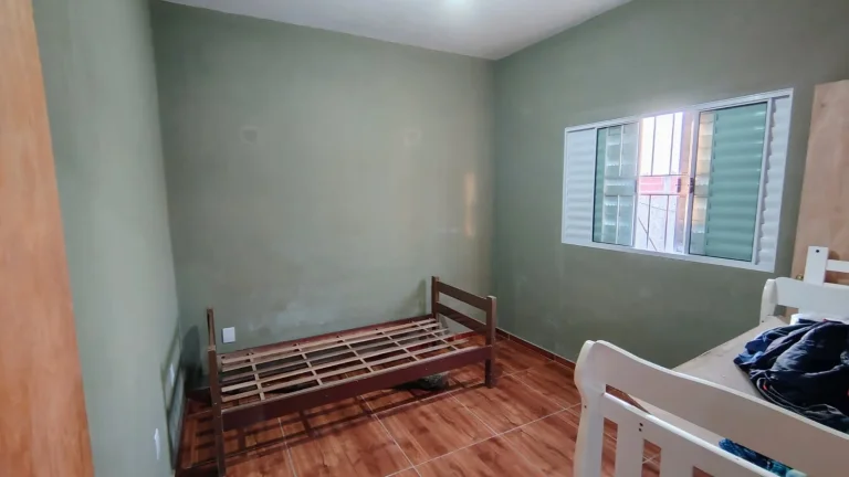 Imagem Imóvel para Venda em Araçoiaba da Serra-SP: Casa com 3 Quartos, 2 Salas, 1 Banheiro, 3 Vagas de Garagem, 1.080,00m² de Área no Bairro Cercado.