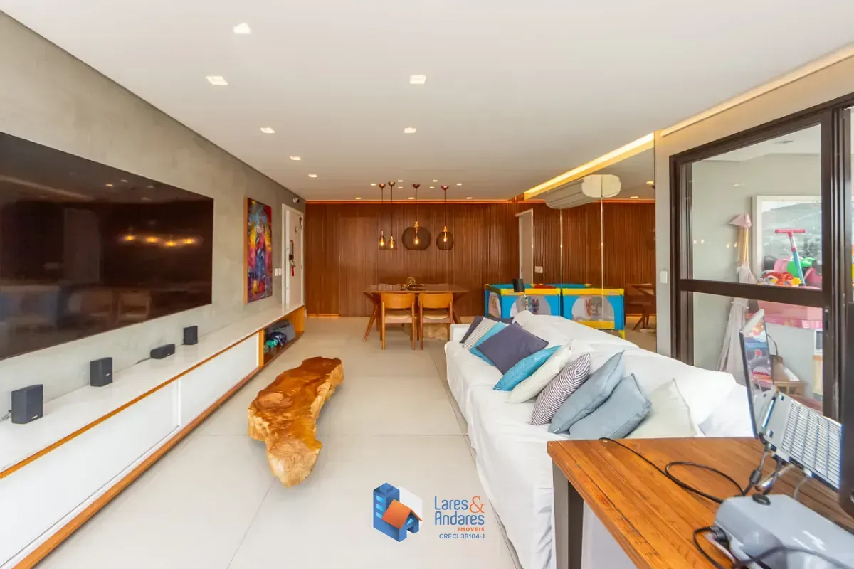 Imagem Apartamento para venda em Moema com 4 quartos, sendo 3 suítes, 162m²