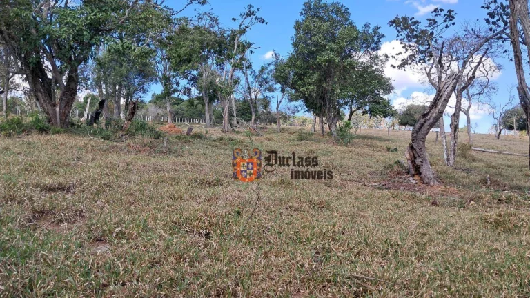 Imagem Sítio com 4 suítes à venda, 57000 m² por R$ 1.590.000 - Estiva do Agudos - Bragança Paulista/SP