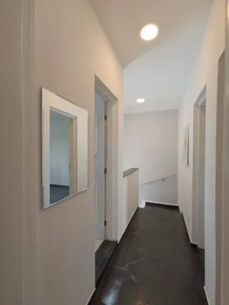 Imagem Sobrado com 4 dormitórios à venda, 139 m² por R$ 660.000 - Aviação - Praia Grande/SP