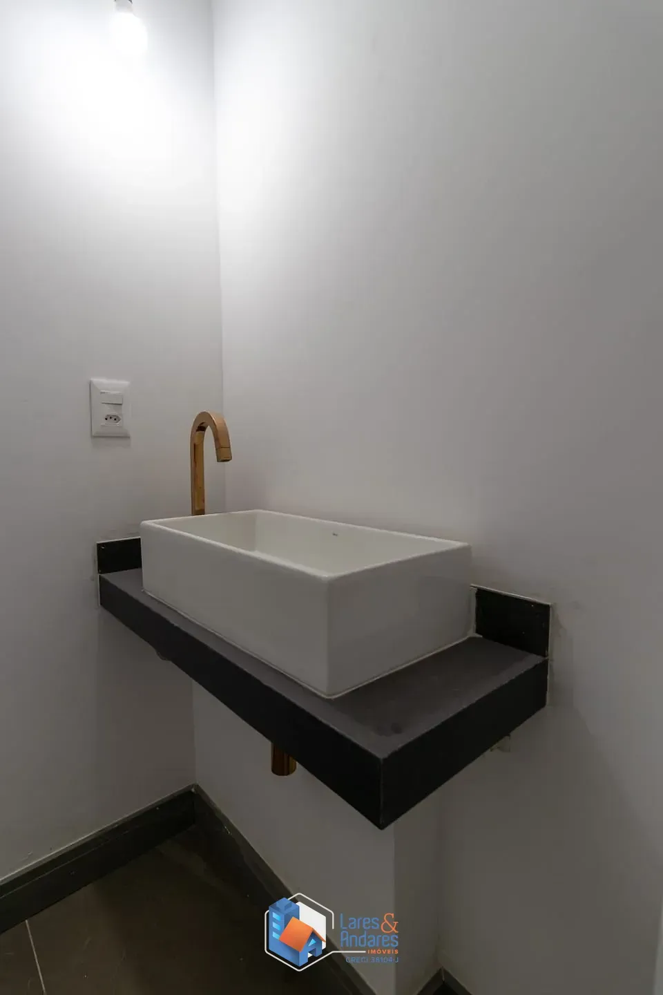 Imagem Apartamento para venda em Jardim das Acácias com 5 quartos, sendo 5 suítes, 402.44m²