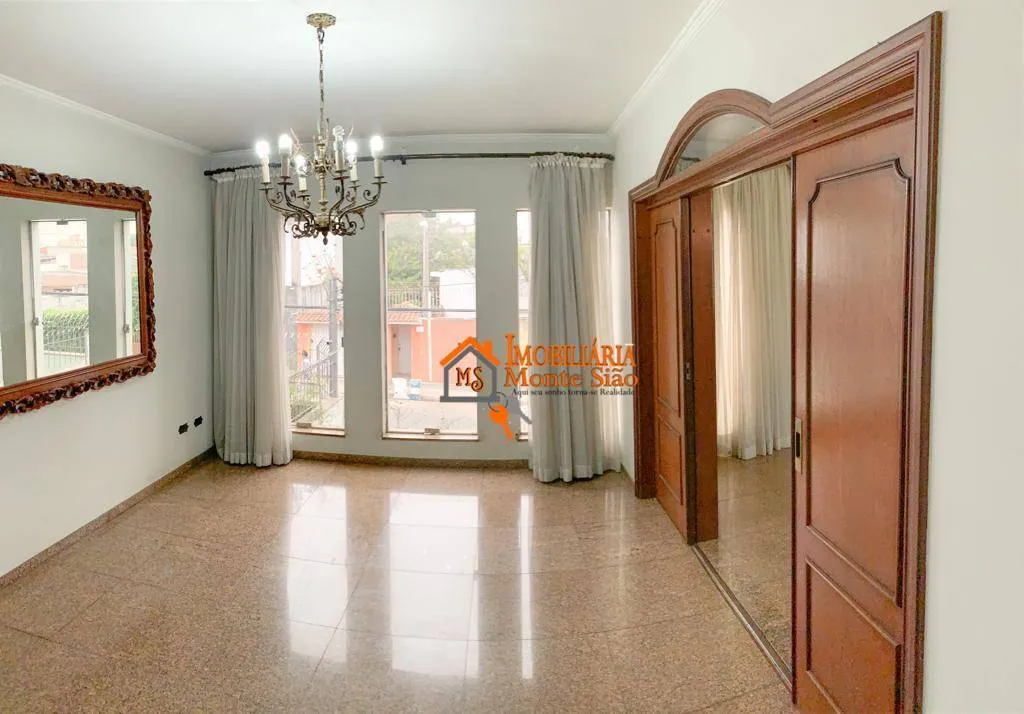 Imagem Sobrado com 4 dormitórios à venda, 530 m² por R$ 2.000.000,00 - Vila Galvão - Guarulhos/SP