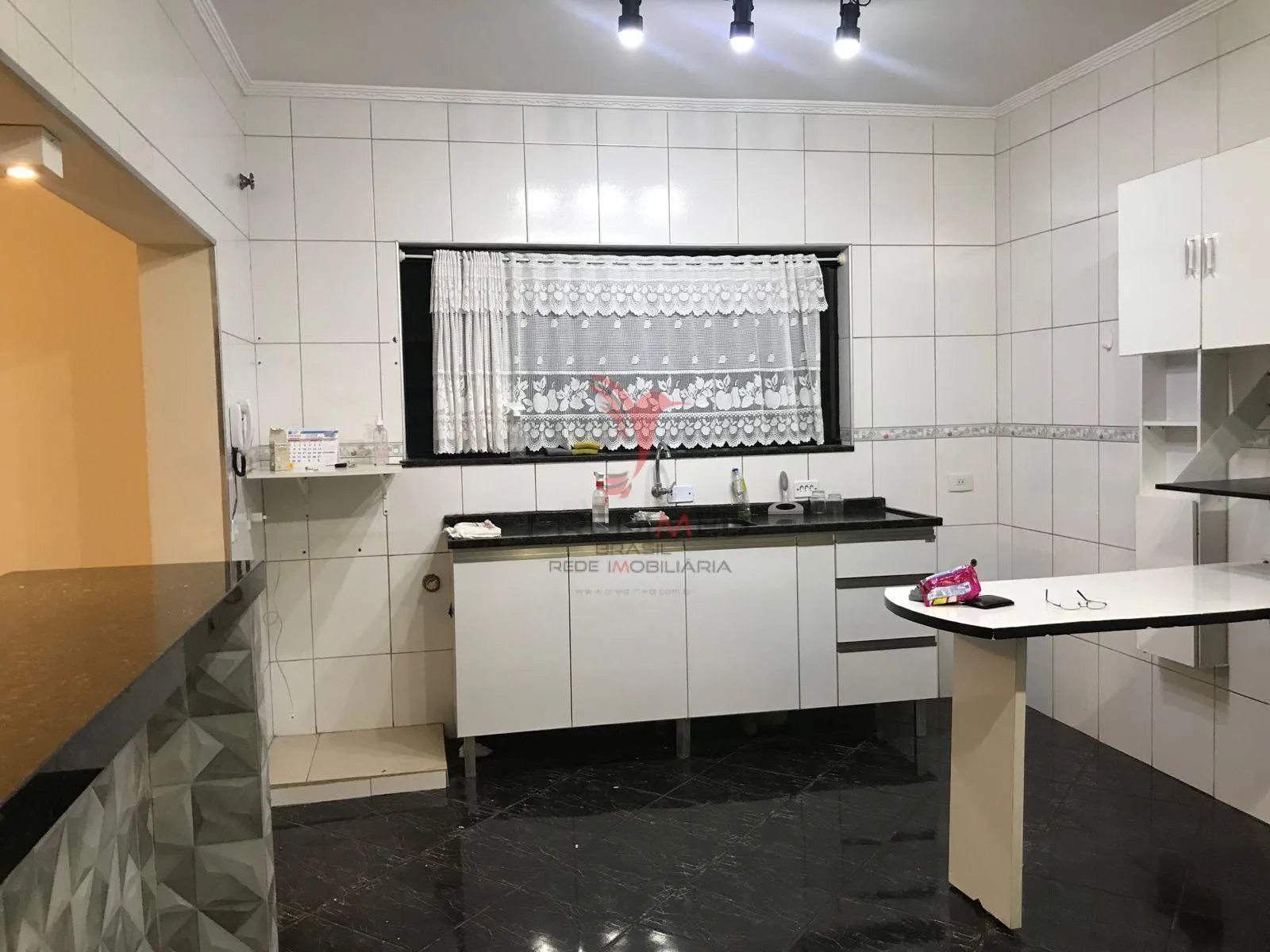 Imagem Imóvel em Americana, com casa e salão comercial
