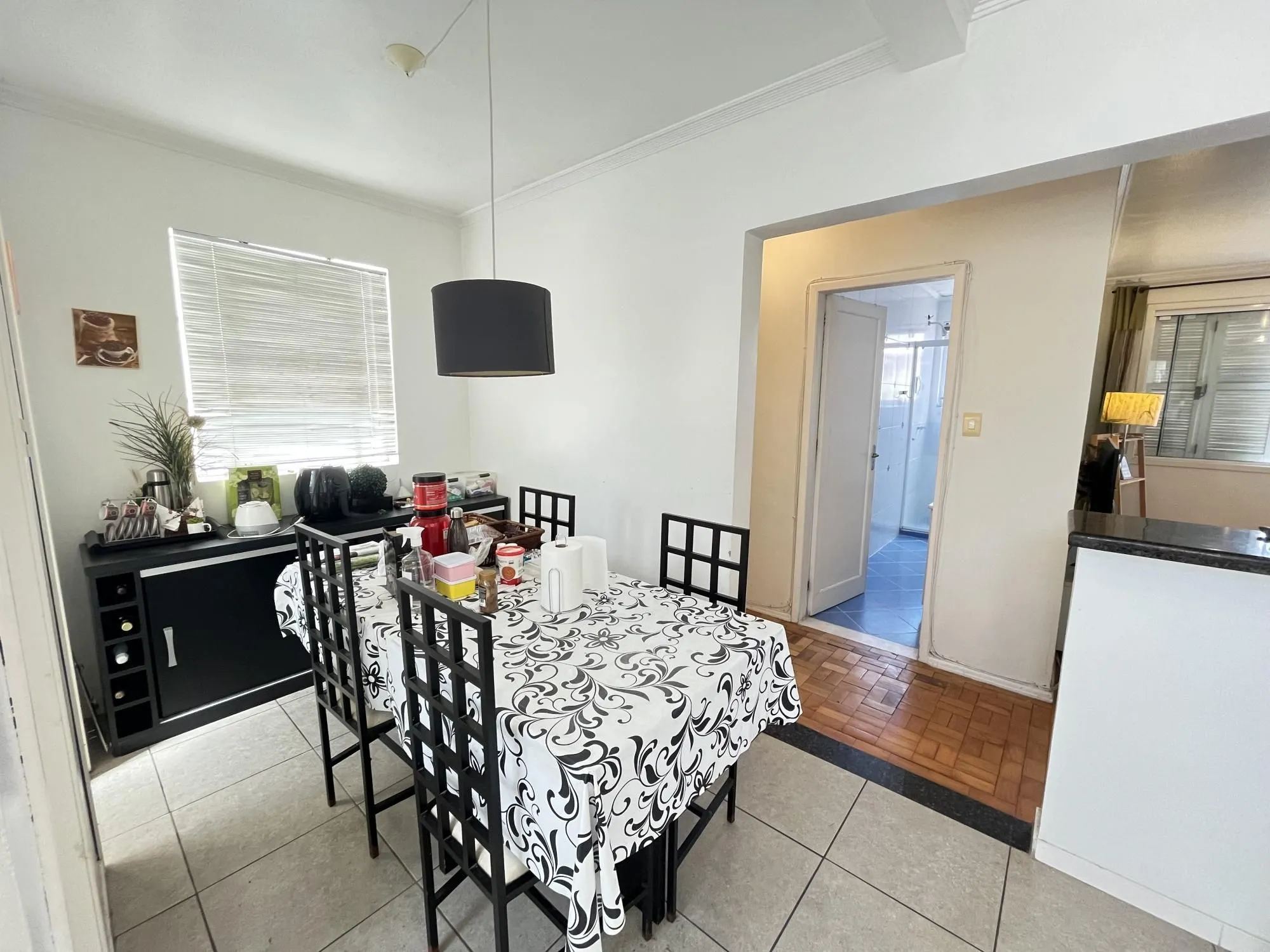 Imagem Apartamento de 2 quartos no bairro Cidade Baixa em Porto Alegre