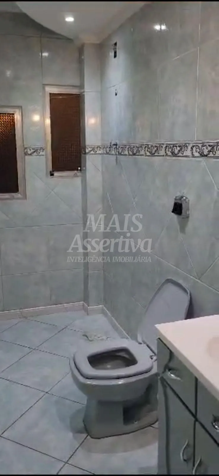 Imagem Ótimo sobrado para locação, no bairro Igara em Canoas/RS - 4 dormitórios