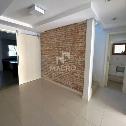 Imagem Baependi | 3 quartos (1 suíte) | 214m²