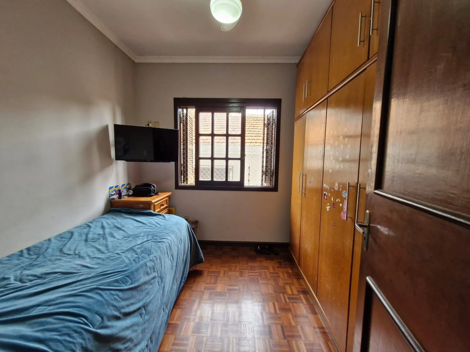 Imagem Casa de 3 dormitórios com piscina no bairro Teresópolis.