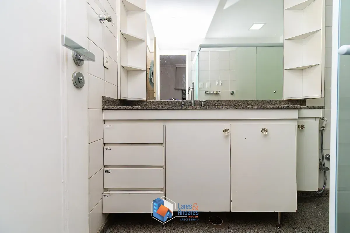 Imagem Apartamento para venda em Santa Cecília com 3 quartos, sendo 1 suíte, 129m²