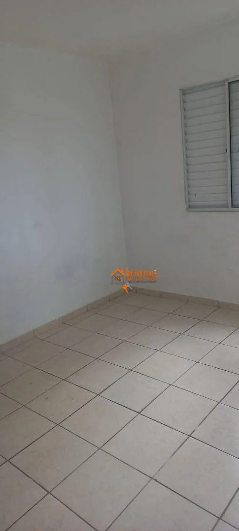 Imagem Apartamento com 2 dormitórios à venda, 54 m² por R$ 160.000,00 - Vila Nova Bonsucesso - Guarulhos/SP