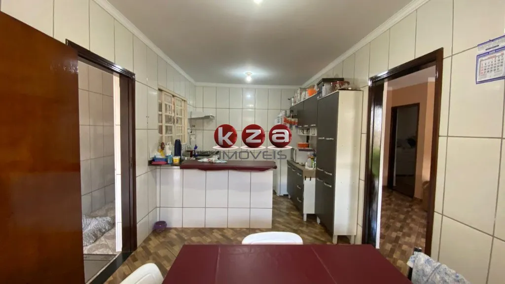 Imagem Casa à venda em Valinhos-SP, Jardim Universo: 4 quartos, 1 suíte, 1 sala, 2 banheiros, 4 vagas de garagem, 177m².