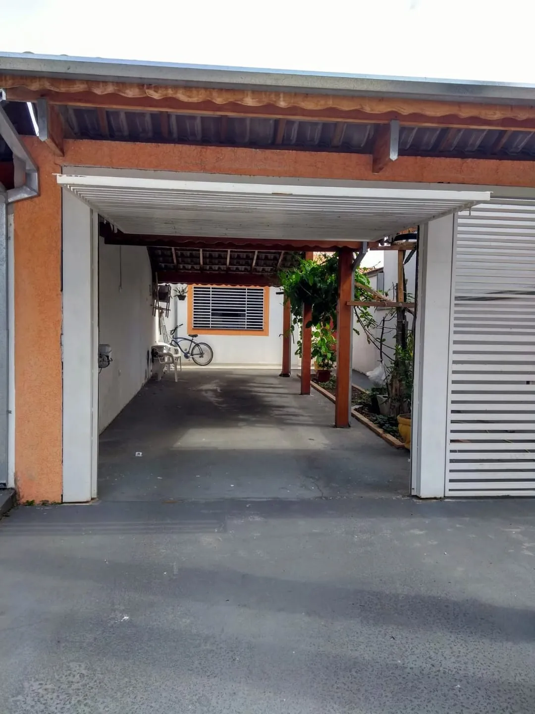Foto do imóvel Casa à venda 3 Quartos, 1 Suite, 2 Vagas, 132M², Mantiqueira, Pindamonhangaba - SP