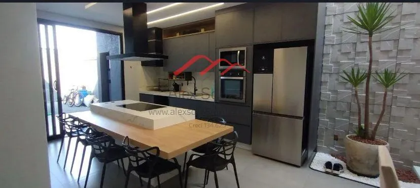 Imagem Casa em Condomínio para Venda em Hortolândia, Parque Ortolândia, 3 dormitórios, 1 suíte, 3 banheiros, 4 vagas