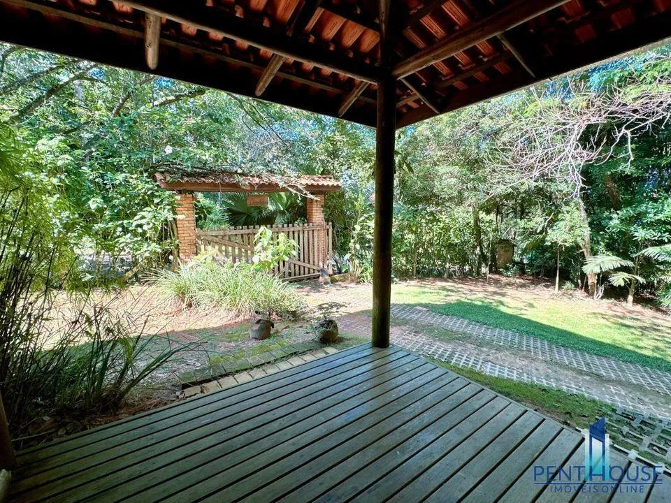 Imagem Casa para Venda em Balneário Camboriú, Praia do Estaleiro, 3 dormitórios, 1 suíte, 2 banheiros, 2 vagas