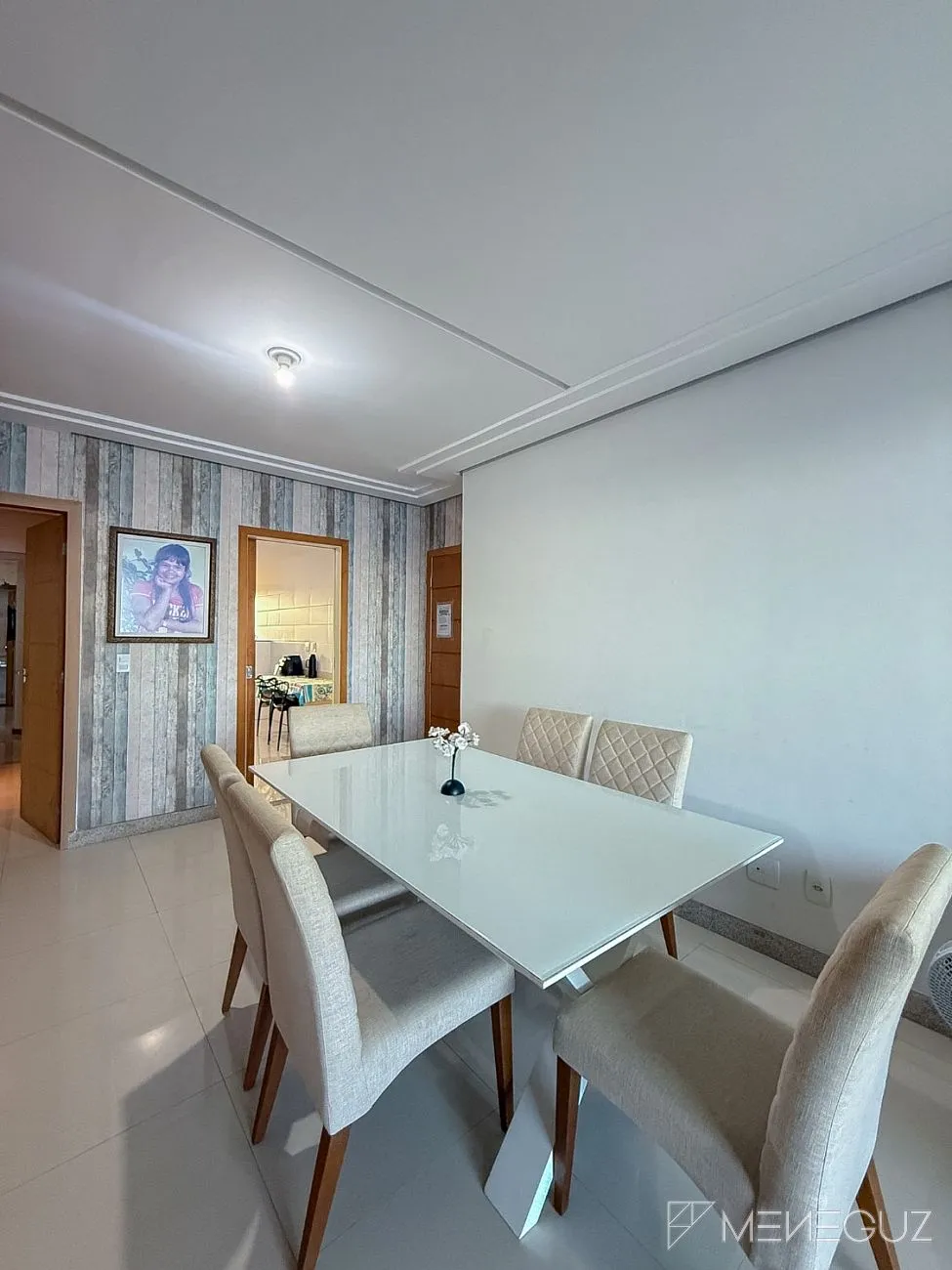 Imagem Apartamento à venda na Praia do Morro, Guarapari - 3 quartos, 2 suítes, frente mar, mobiliado