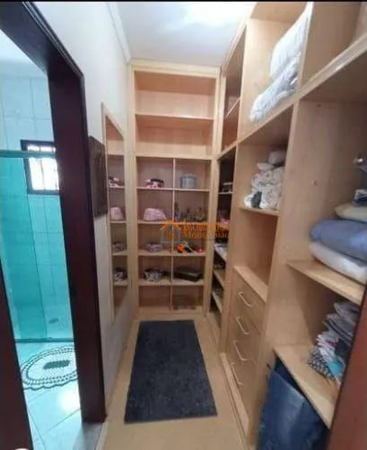 Imagem Sobrado com 3 dormitórios à venda, 284 m² por R$ 1.150.000,00 - Vila Augusta - Guarulhos/SP