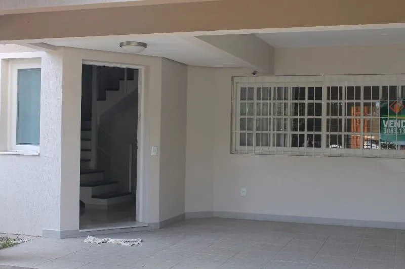 Imagem Casa para Venda - 220m², 3 dormitórios, sendo 1 suites, 4 vagas - Ipanema