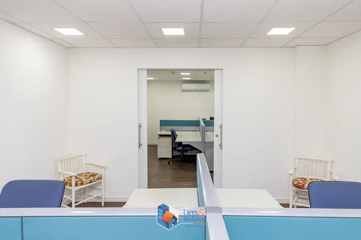 Imagem Conjunto comercial para venda em Várzea da Barra Funda, 68m²
