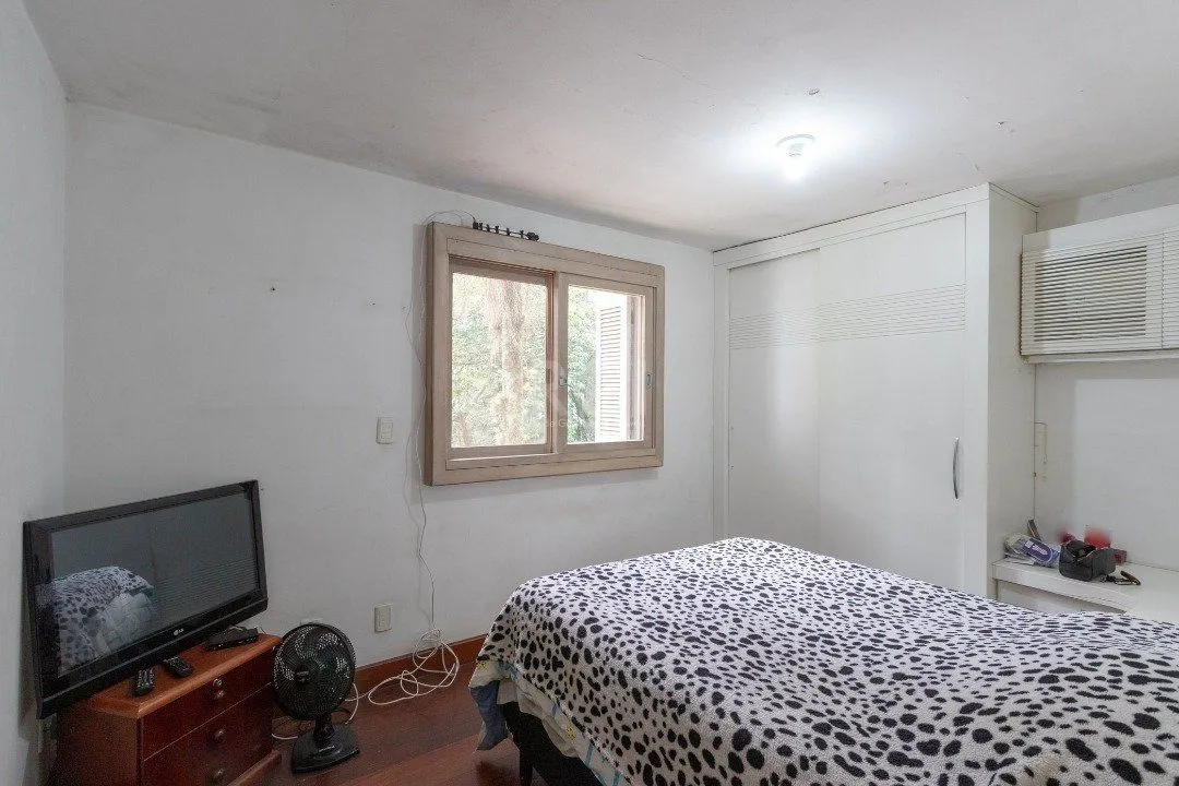 Imagem Sítio para Venda - 504.96m², 3 dormitórios, 4 vagas - Belém Velho