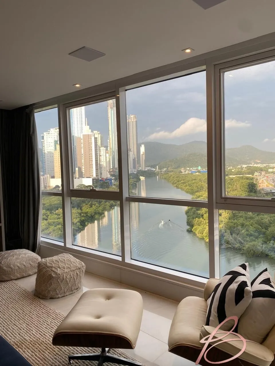 Imagem Apartamento Alto Padrão em Centro, Balneário Camboriú/SC