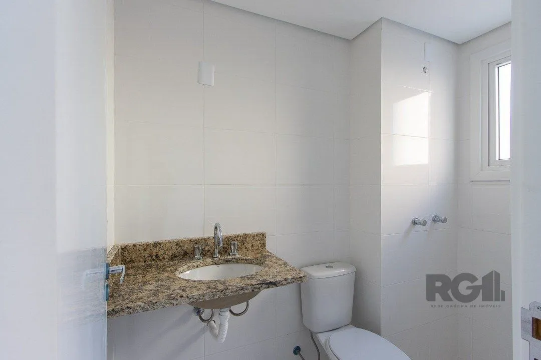 Imagem Cobertura para Venda - 214.34m², 3 dormitórios, sendo 3 suites, 2 vagas - Tristeza