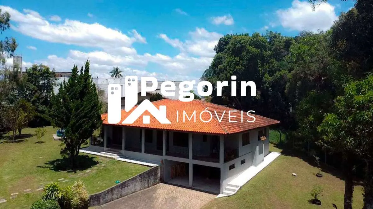 Imagem Terreno Com casa à venda em Campo Largo