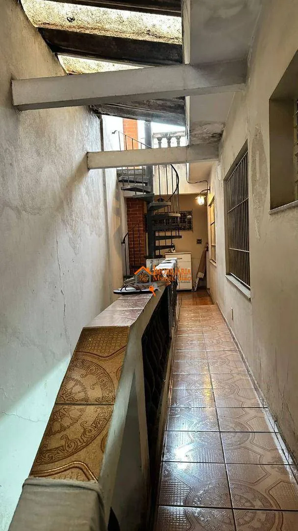 Imagem Casa à Venda com 3 Quartos, Suíte com Closet e Área Gourmet Completa